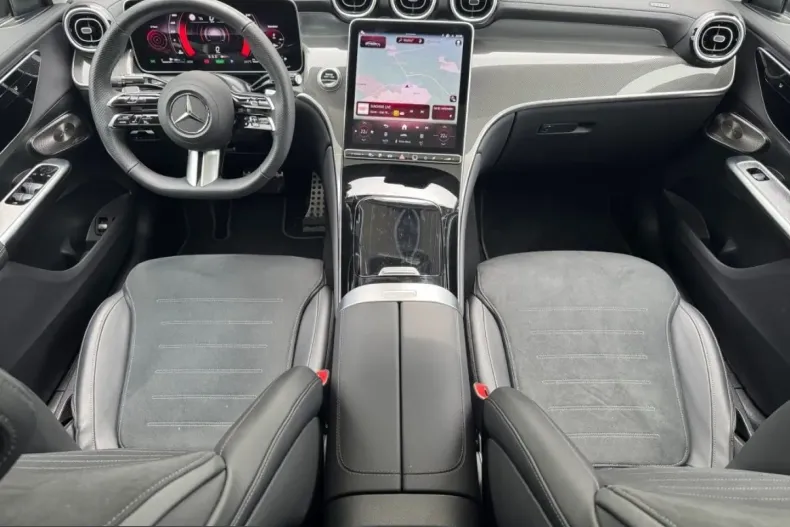 Mercedes-Benz GLC 300 (Clasa GLC) din 2025 cu 14.800 km - oferta MER227023 - foto 2