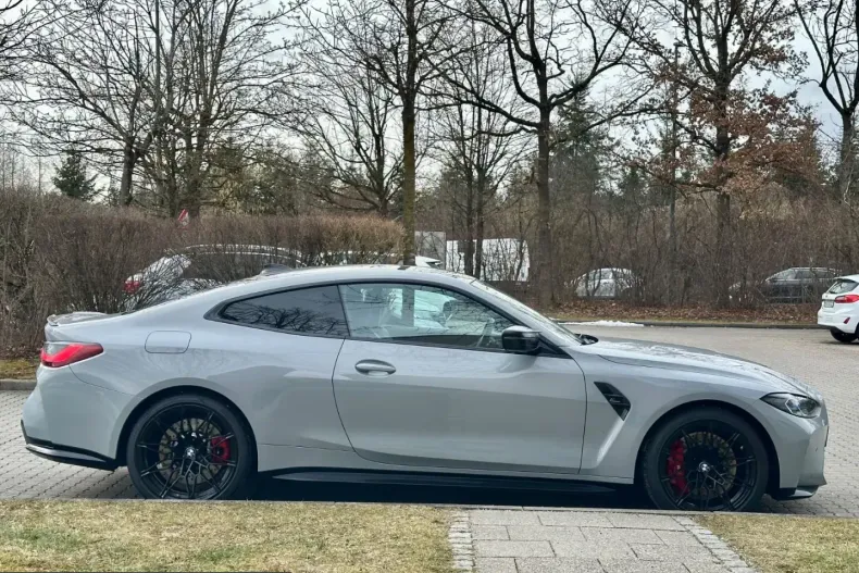BMW M4 (Seria 4) din 2022 cu 85.600 km - oferta BMW227039 - foto 4