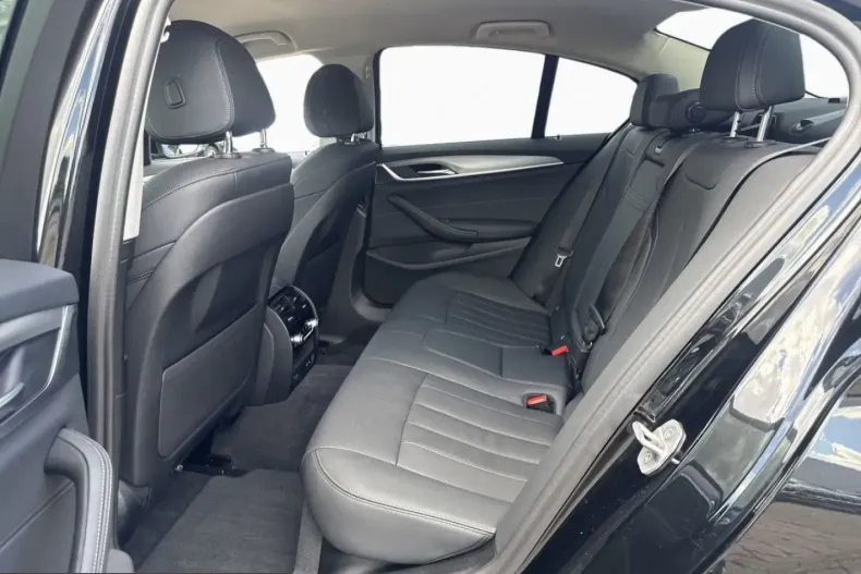 BMW 520 (Seria 5) din 2022 cu 77.405 km - oferta BMW227042 - foto 12