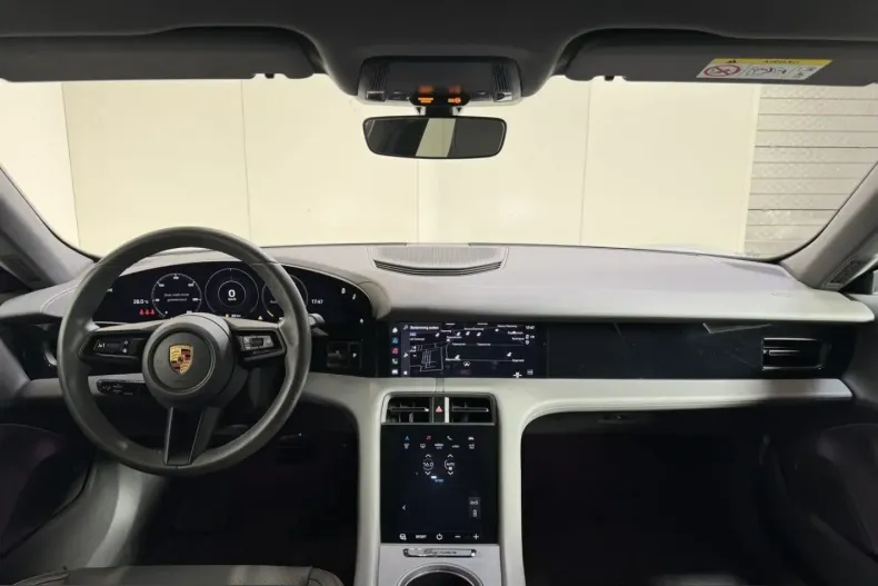 Porsche Taycan din 2021 cu 31.421 km - oferta POR227052 - foto 11