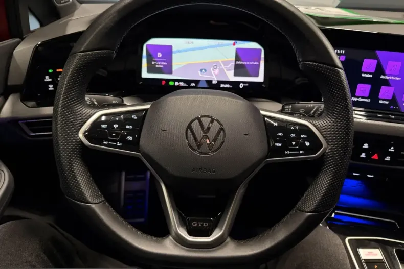 Volkswagen Golf din 2023 cu 39.000 km - oferta VOL227055 - foto 28
