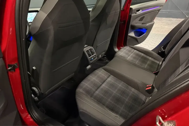 Volkswagen Golf din 2023 cu 39.000 km - oferta VOL227055 - foto 34