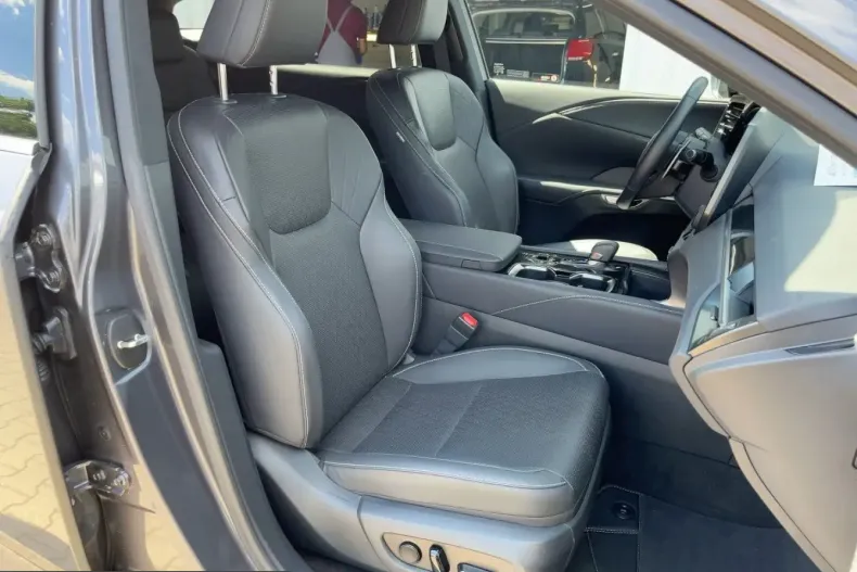 Lexus RX 450 din 2024 cu 18.663 km - oferta LEX227056 - foto 8