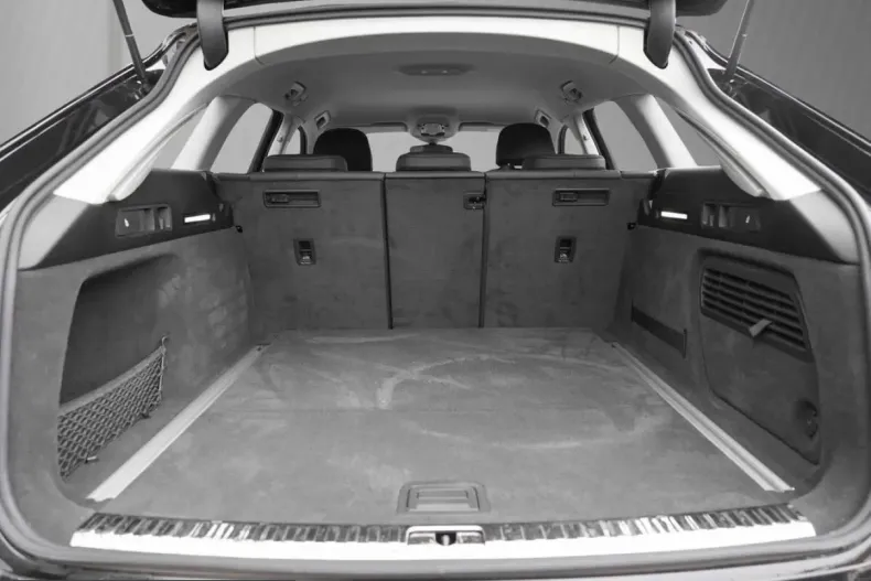 Audi S6 din 2025 cu 9.822 km - oferta AUD227059 - foto 10
