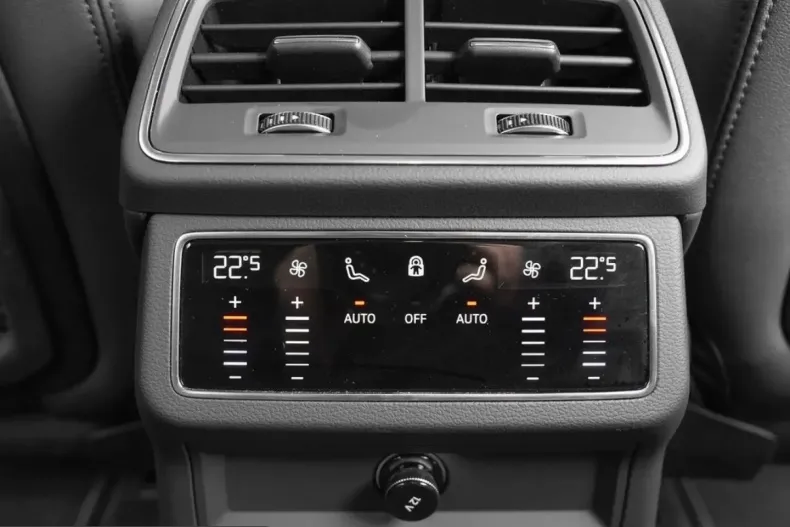 Audi S6 din 2025 cu 9.822 km - oferta AUD227059 - foto 14