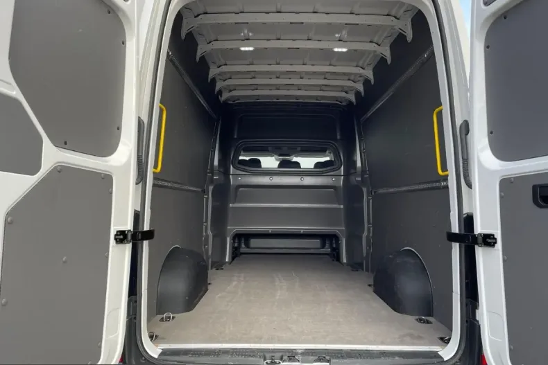 Volkswagen Crafter din 2025 cu 32.961 km - oferta VOL227060 - foto 5
