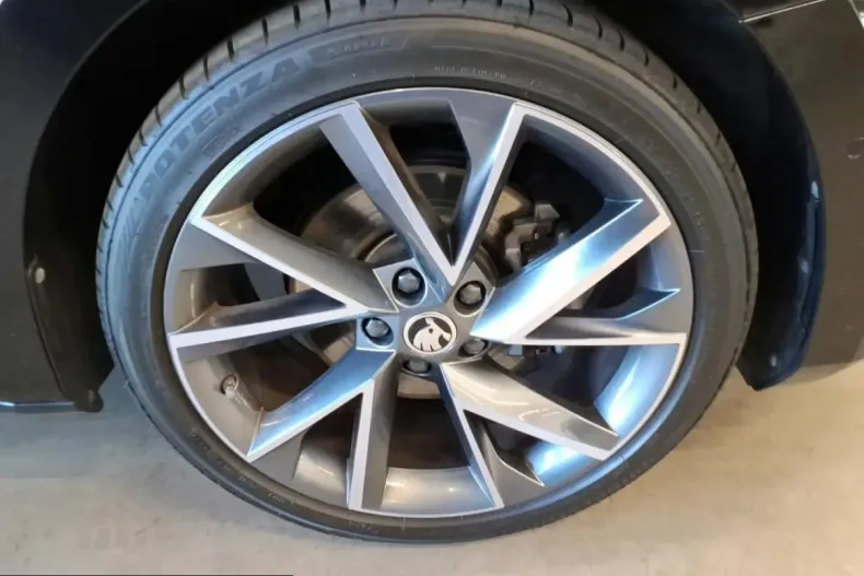 Skoda Superb din 2024 cu 21.764 km - oferta SKO227062 - foto 15