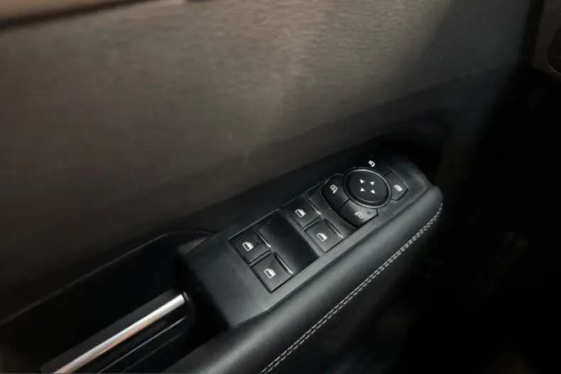 Volkswagen Amarok din 2024 cu 30.500 km - oferta VOL227076 - foto 17