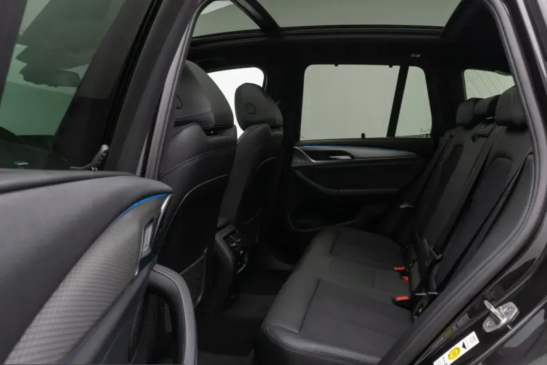 BMW X3 (Seria X) din 2021 cu 62.204 km - oferta BMW227077 - foto 24