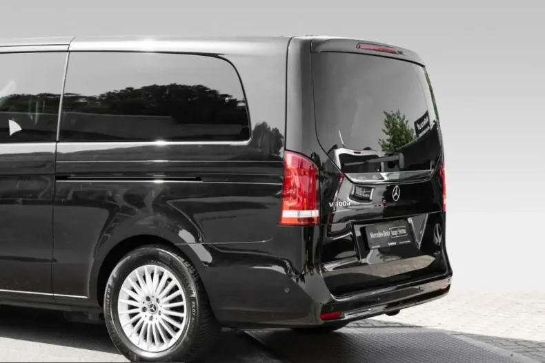 Mercedes-Benz V 300 (Clasa V) din 2023 cu 42.020 km - oferta MER227078 - foto 5