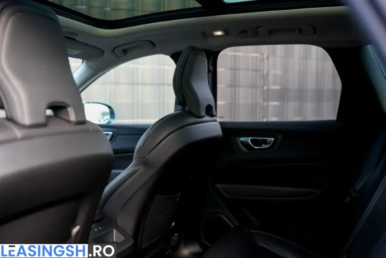 Volvo XC60 din 2025 cu 24.910 km - oferta VOL227081 - foto 10
