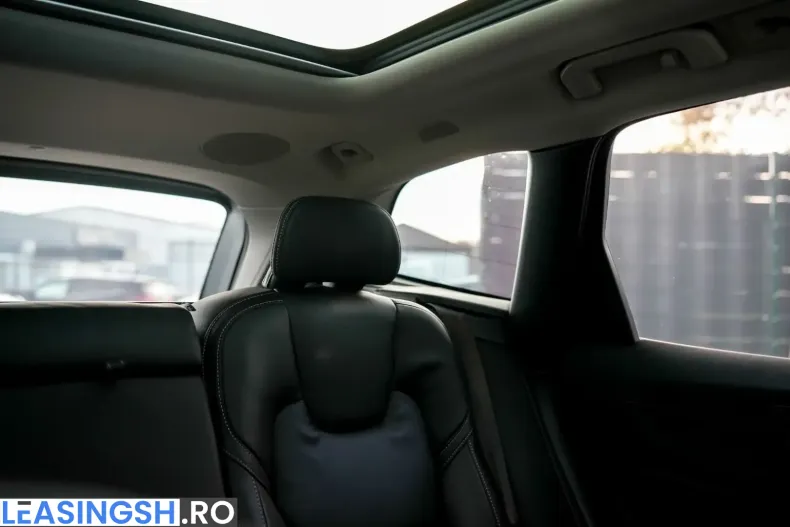 Volvo XC60 din 2025 cu 24.910 km - oferta VOL227081 - foto 16