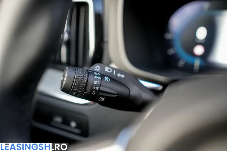 Volvo XC60 din 2025 cu 24.910 km - oferta VOL227081 - foto 28