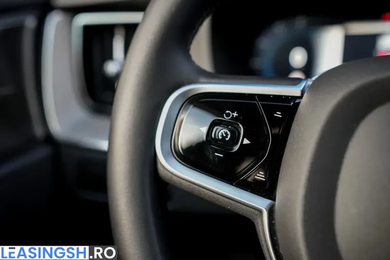 Volvo XC60 din 2025 cu 24.910 km - oferta VOL227081 - foto 29