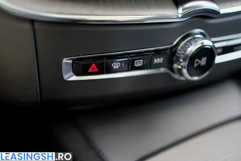 Volvo XC60 din 2025 cu 24.910 km - oferta VOL227081 - foto 37