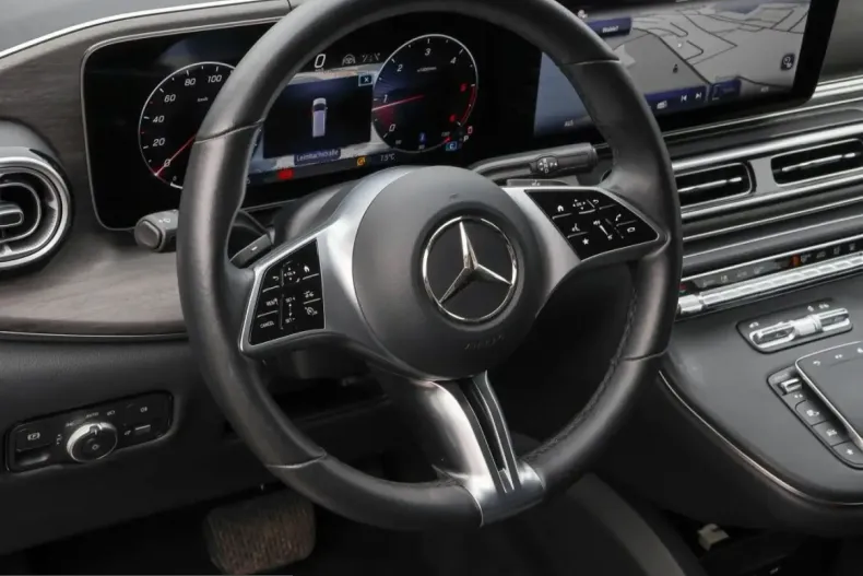 Mercedes-Benz V 300 (Clasa V) din 2024 cu 42.900 km - oferta MER227084 - foto 15