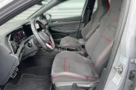 Volkswagen Golf din 2024 cu 18.776 km - oferta VOL227088 - foto 7
