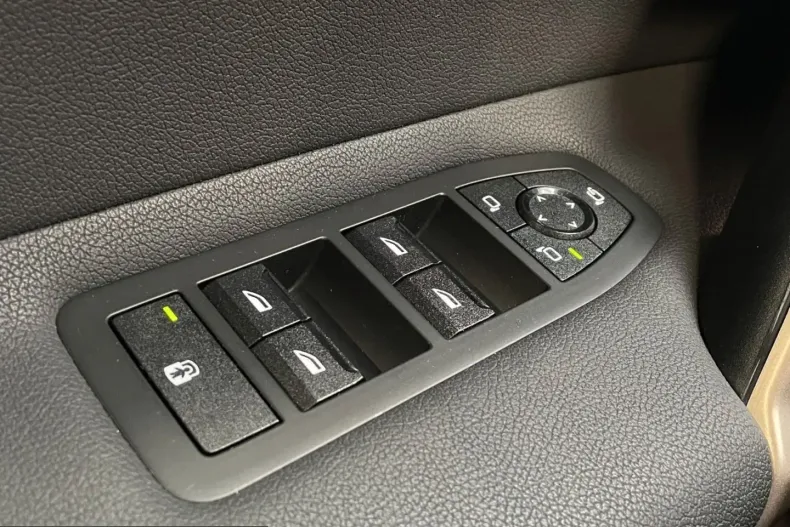 BMW iX din 2024 cu 14.200 km - oferta BMW227089 - foto 20