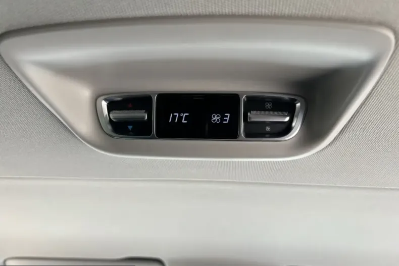 Mercedes-Benz Vito din 2024 cu 47.601 km - oferta MER227091 - foto 17