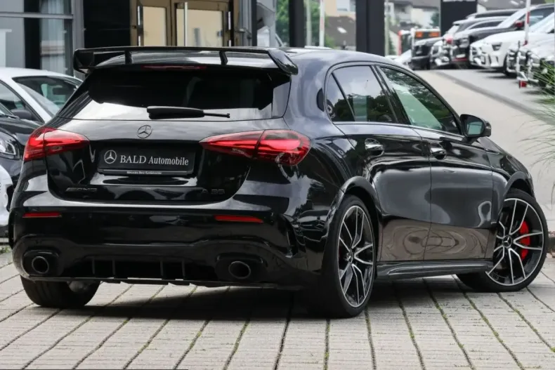 Mercedes-Benz A 35 AMG (Clasa A) din 2024 cu 19.987 km - oferta MER227092 - foto 2