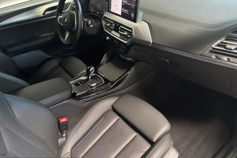 BMW X4 (Seria X) din 2023 cu 39.500 km - oferta BMW227096 - foto 24