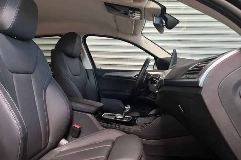 BMW X4 (Seria X) din 2023 cu 39.500 km - oferta BMW227096 - foto 25