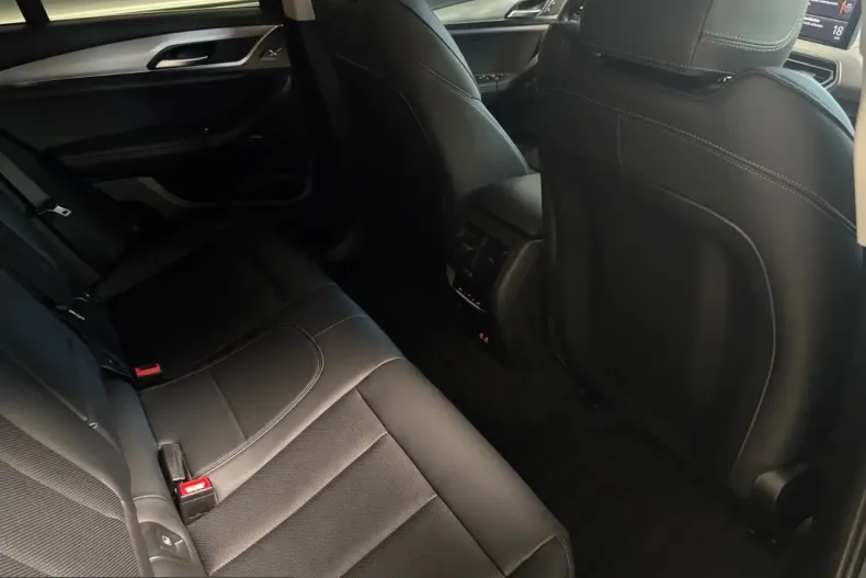 BMW X4 (Seria X) din 2023 cu 39.500 km - oferta BMW227096 - foto 27