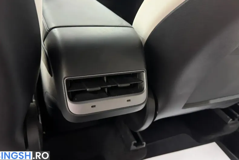 Tesla Model Y din 2023 cu 56.020 km - oferta TES227099 - foto 22