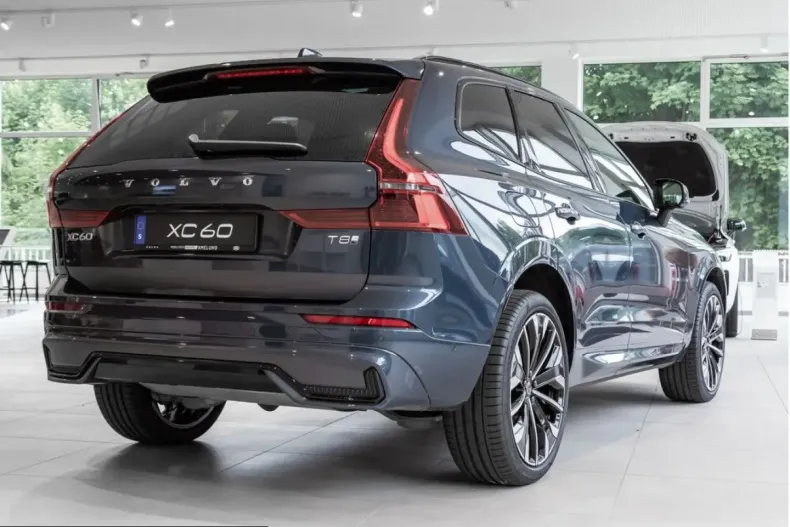 Volvo XC60 din 2025 cu 10.849 km - oferta VOL227100 - foto 5