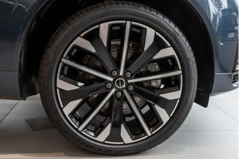 Volvo XC60 din 2025 cu 10.849 km - oferta VOL227100 - foto 27