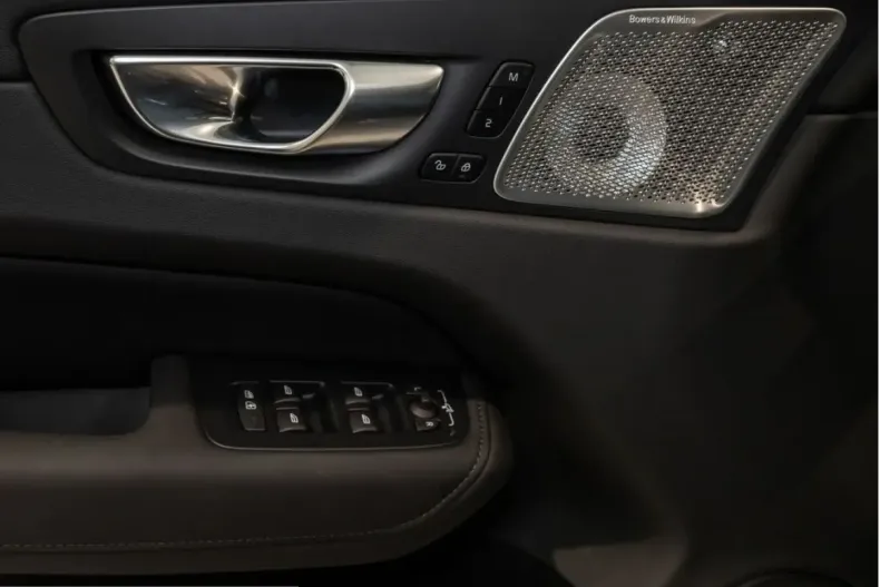 Volvo XC60 din 2025 cu 10.849 km - oferta VOL227100 - foto 45