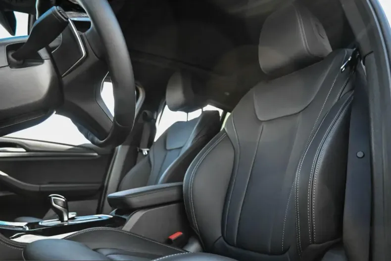 BMW X4 (Seria X) din 2025 cu 19.390 km - oferta BMW227104 - foto 9