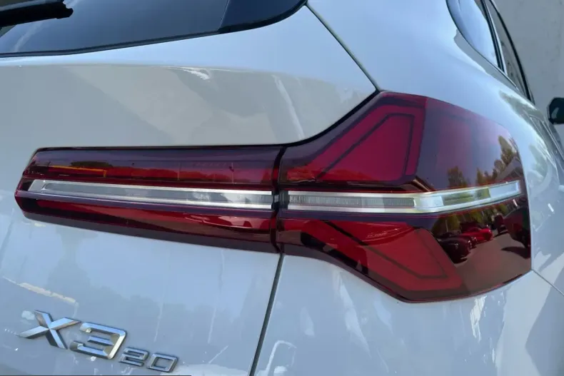 BMW X3 (Seria X) din 2025 cu 15.622 km - oferta BMW227110 - foto 34