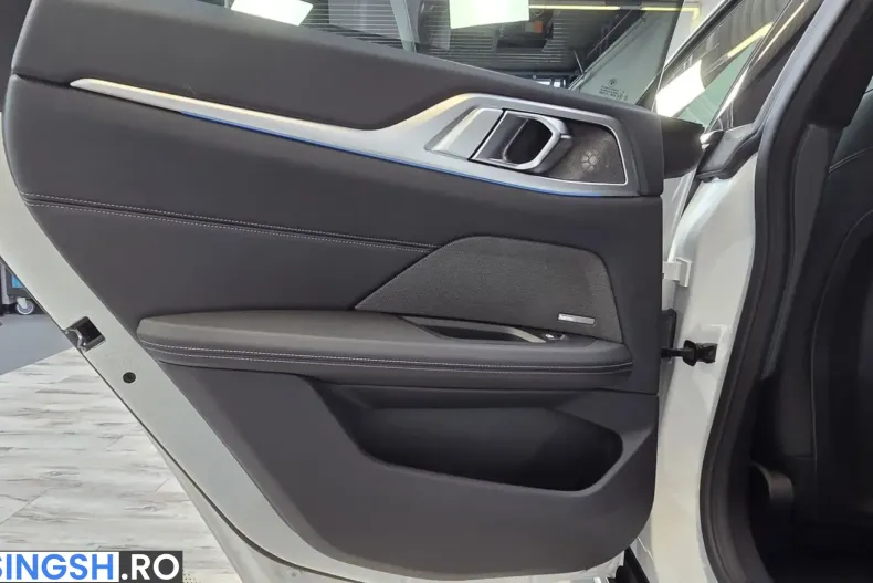BMW i4 (Seria 4) din 2025 cu 7.990 km - oferta BMW227113 - foto 19