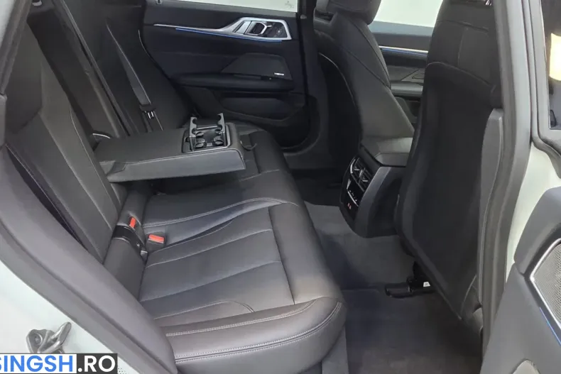 BMW i4 (Seria 4) din 2025 cu 7.990 km - oferta BMW227113 - foto 23