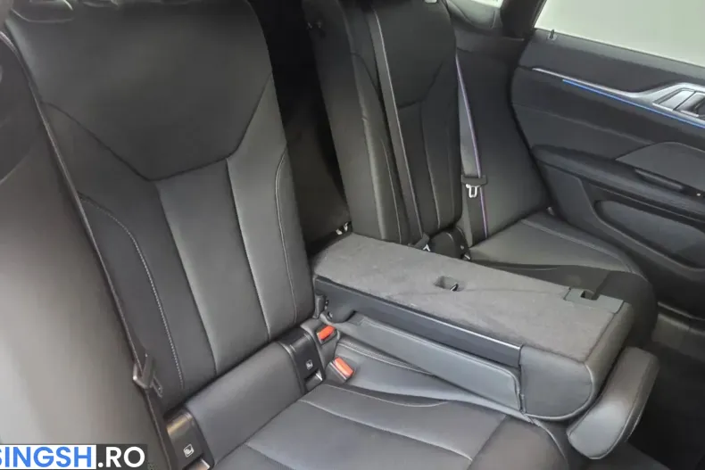 BMW i4 (Seria 4) din 2025 cu 7.990 km - oferta BMW227113 - foto 26