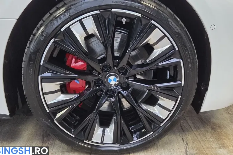 BMW i4 (Seria 4) din 2025 cu 7.990 km - oferta BMW227113 - foto 35