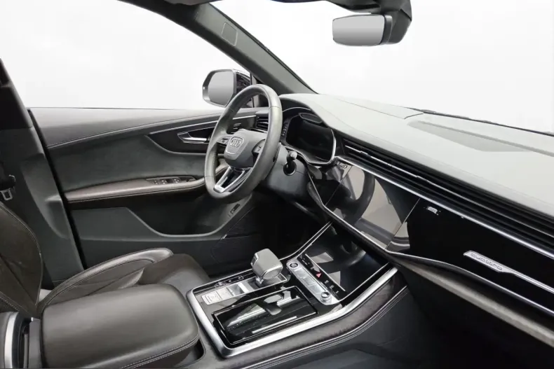 Audi Q8 din 2023 cu 45.950 km - oferta AUD227124 - foto 3