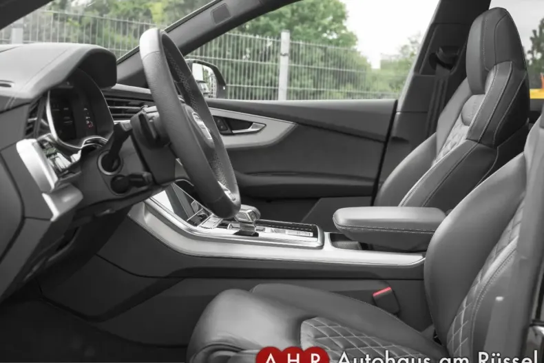 Audi Q8 din 2025 cu 30.000 km - oferta AUD227125 - foto 7