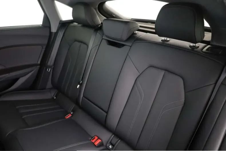Audi A5 din 2025 cu 10.475 km - oferta AUD227127 - foto 10