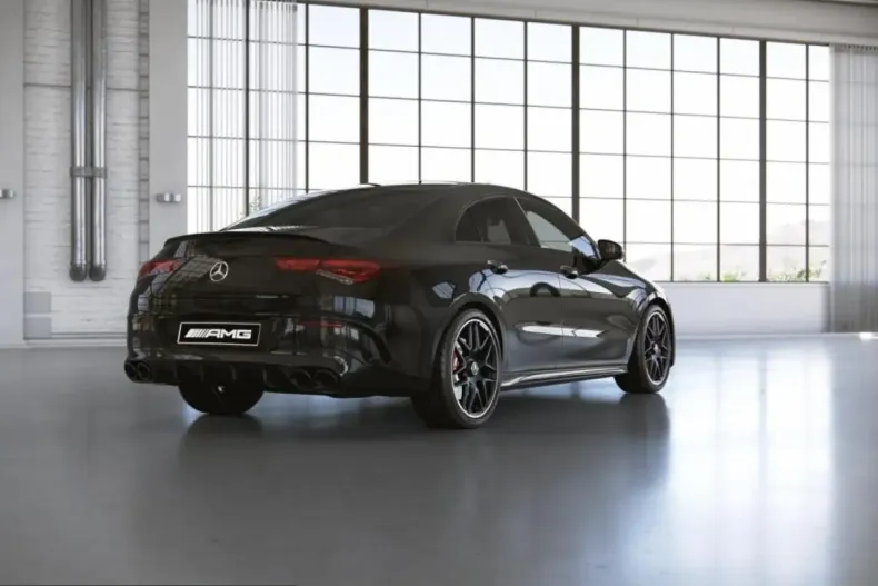 Mercedes-Benz CLA 45 AMG (Clasa CLA) din 2023 cu 31.840 km - oferta MER227130 - foto 3