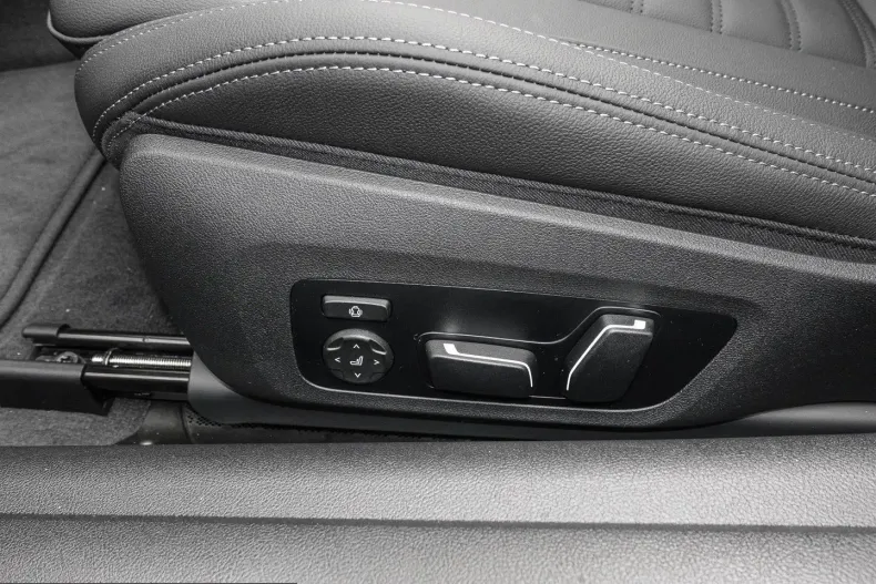 BMW 420 din 2025 cu 11.900 km - oferta BMW227132 - foto 11