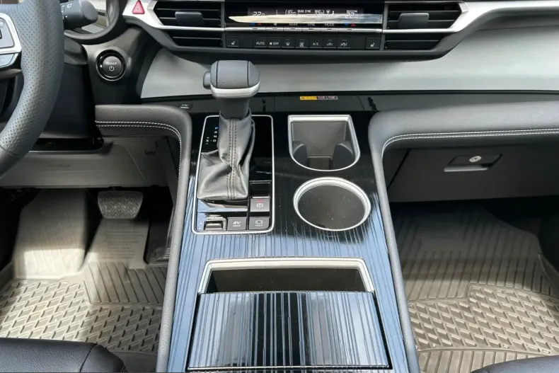 Toyota Sienna din 2025 cu 7.000 km - oferta TOY227141 - foto 11