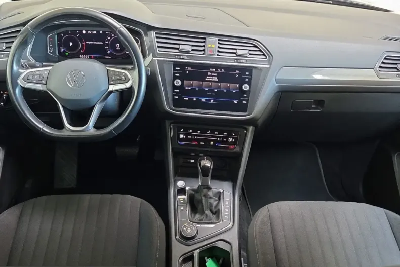 Volkswagen Tiguan Allspace din 2024 cu 71.221 km - oferta VOL227145 - foto 6