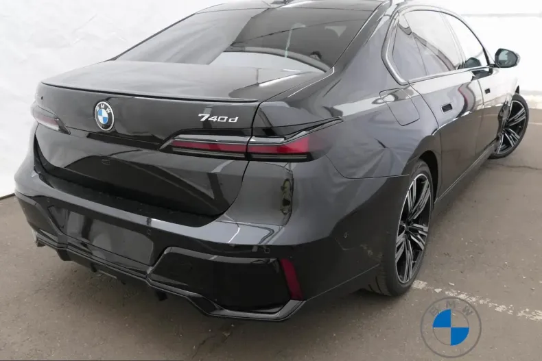 BMW 740 (Seria 7) din 2025 cu 19.423 km - oferta BMW227154 - foto 4