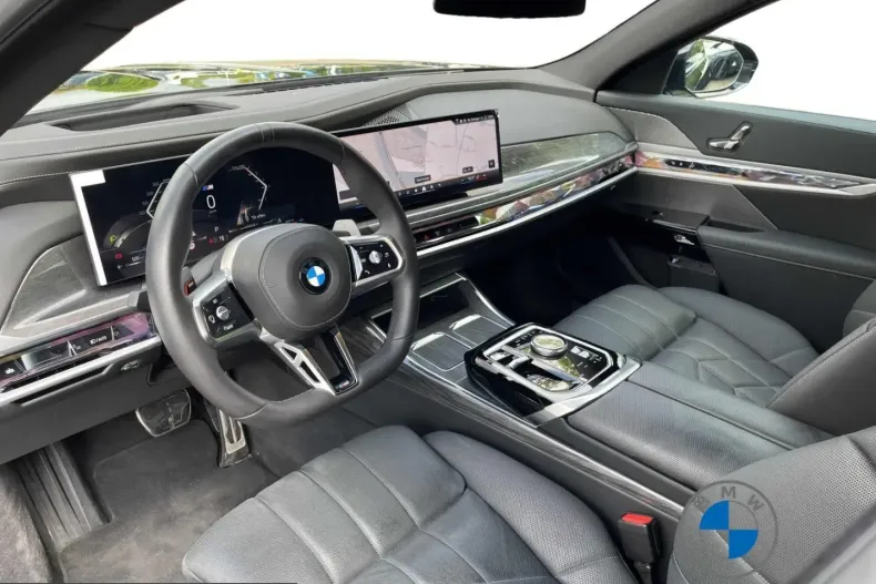 BMW 740 (Seria 7) din 2025 cu 17.023 km - oferta BMW227156 - foto 8