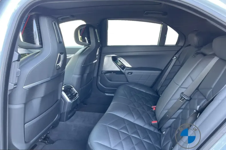 BMW 740 (Seria 7) din 2025 cu 8.618 km - oferta BMW227157 - foto 14