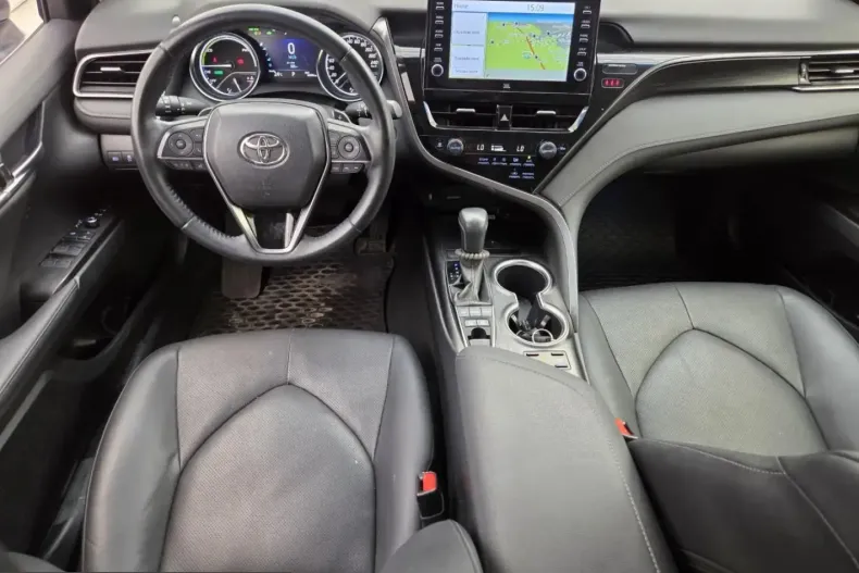 Toyota Camry din 2023 cu 36.805 km - oferta TOY227158 - foto 6