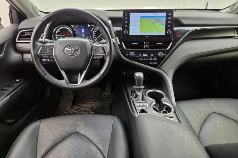 Toyota Camry din 2023 cu 36.805 km - oferta TOY227158 - foto 7