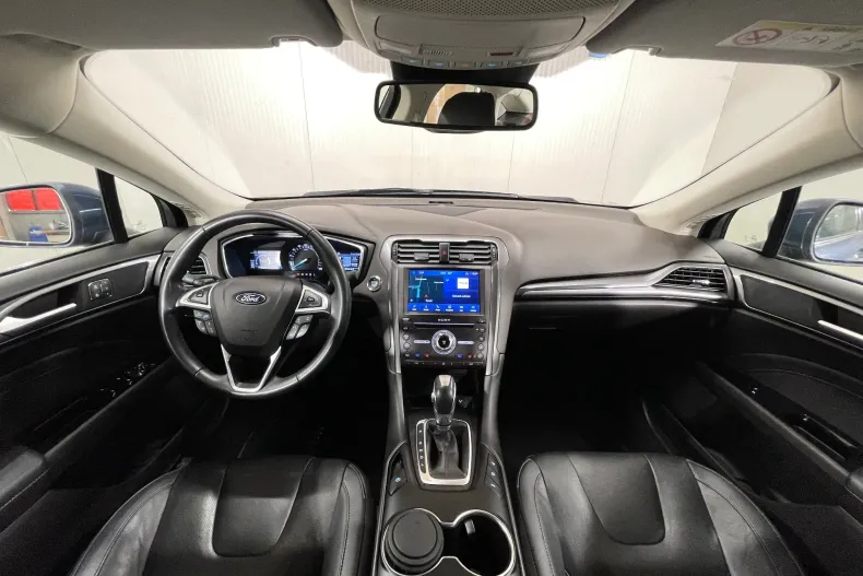Ford Mondeo din 2022 cu 72.070 km - oferta FOR227164 - foto 7